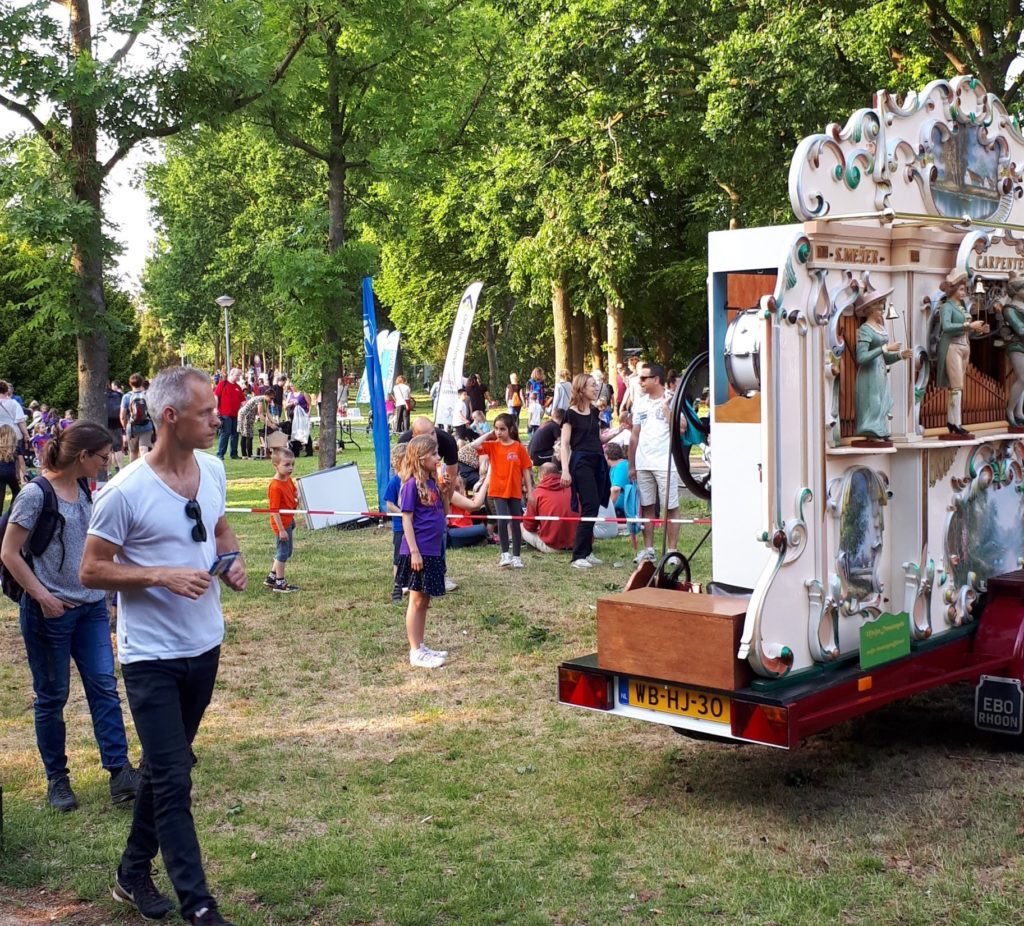 draaiorgel huren voor particulieren, bedrijven en zorginstellingen. Neem snel een kijkje op onze website voor meer informatie